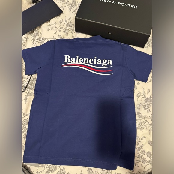 Balenciaga t-shirt - Picture 1 of 5